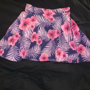 Tropical pattern skirt from VS PINK